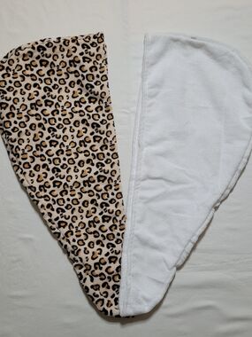 Leopard Print White Microfiber Hair Towel Wrap NWOT